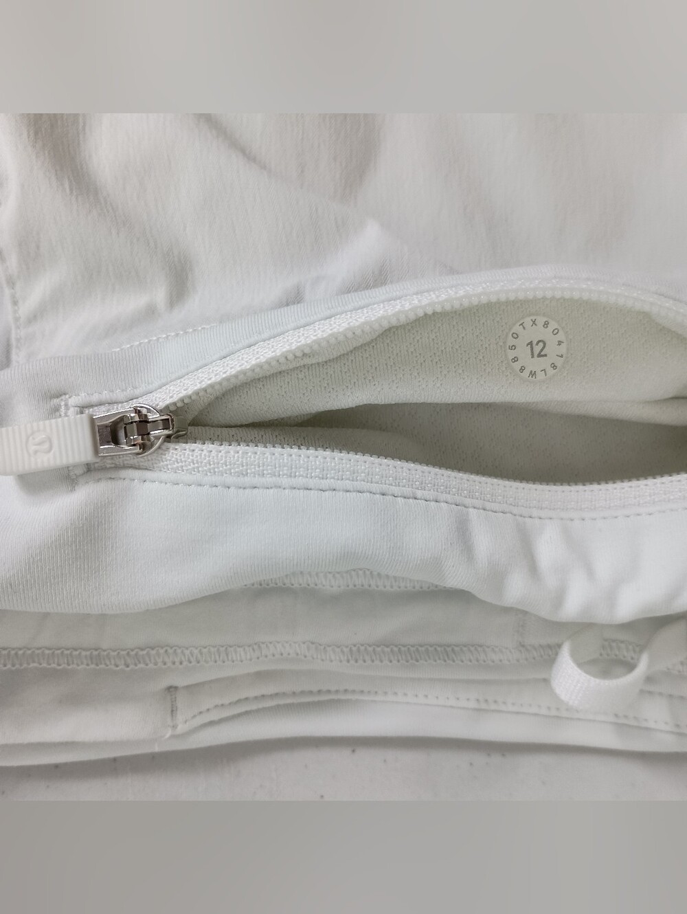 Lululemon Skort 12 Womens White Pace Rival Stretch Pockets Leg Grippers Running - Picture 11 of 12